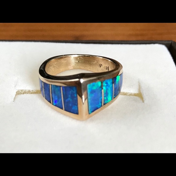 SOLD‼️ Gorgeous unusual genuine opal 14KYG ring EUC sz. 5 - Picture 1 of 8